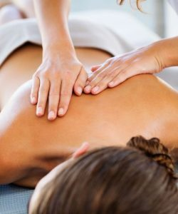Como-Adaptar-a-Massagem-Sueca-para-Diferentes-Necessidades-3 Como Adaptar a Massagem Sueca para Diferentes Necessidades