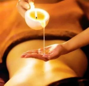 Massagem-com-Velas-O-Calor-Reconfortante-que-Relaxa-e-Nutre-a-Pele3 Massagem com Velas: O Calor Reconfortante que Relaxa e Nutre a Pele
